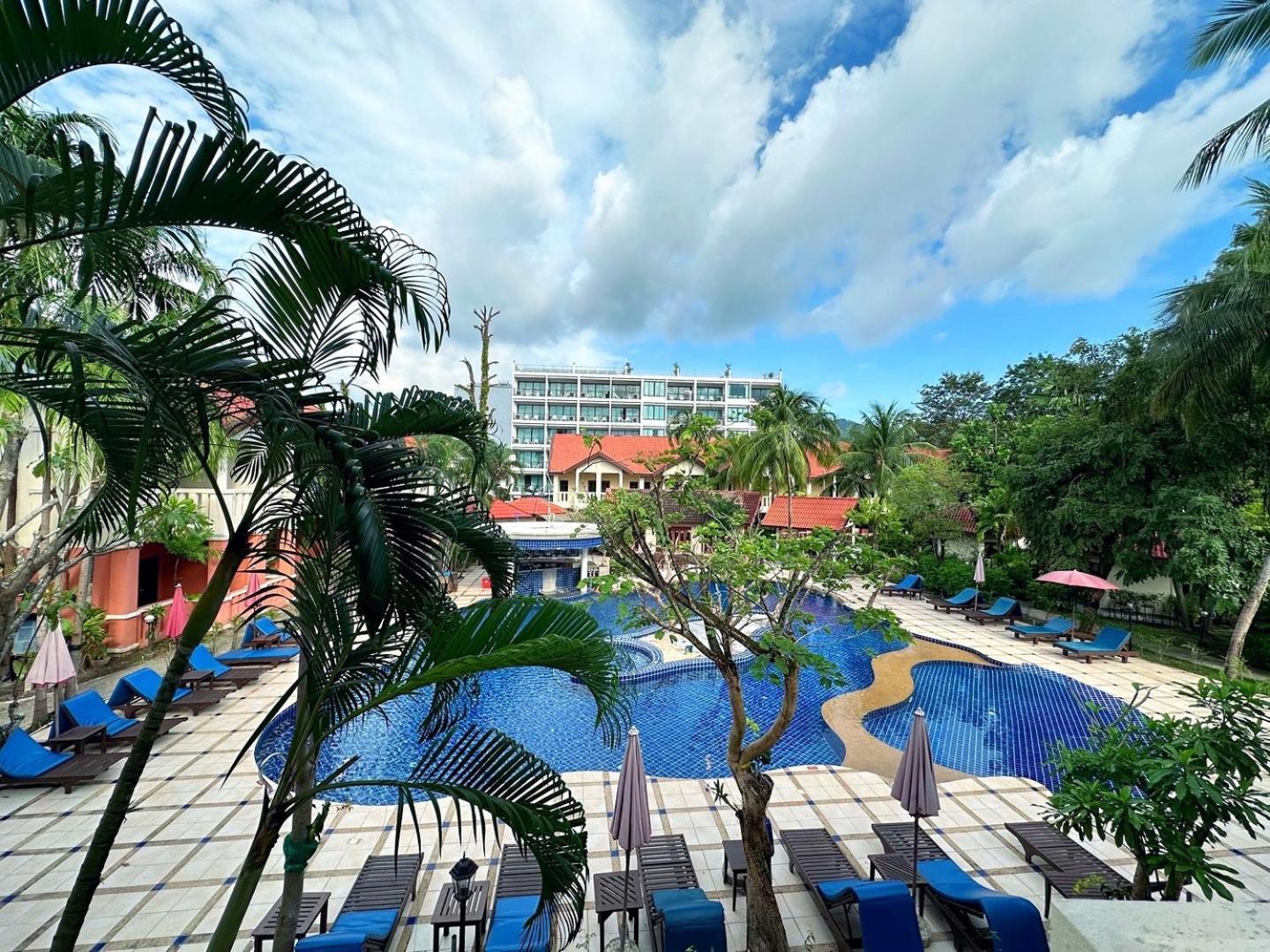Phuket Leelavadee Hua Ting Resort Patong Kültér fotó