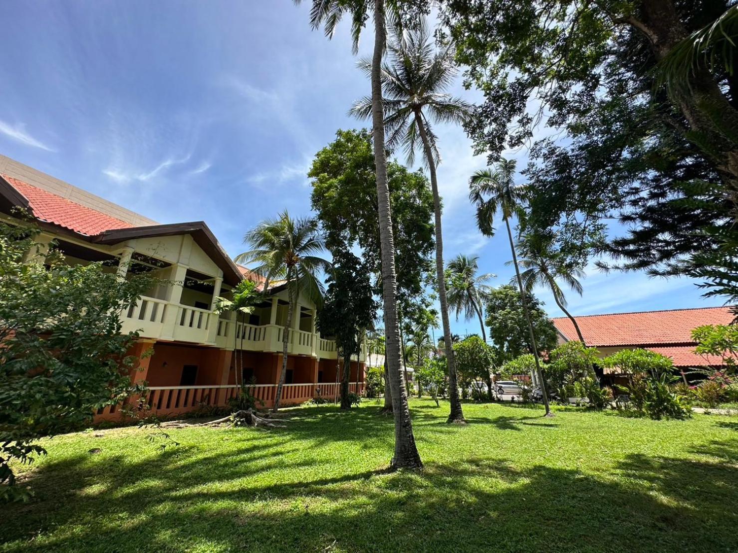 Phuket Leelavadee Hua Ting Resort Patong Kültér fotó