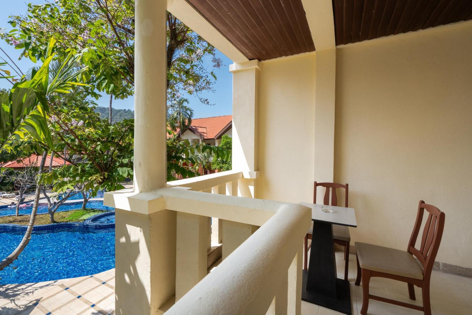 Phuket Leelavadee Hua Ting Resort Patong Kültér fotó
