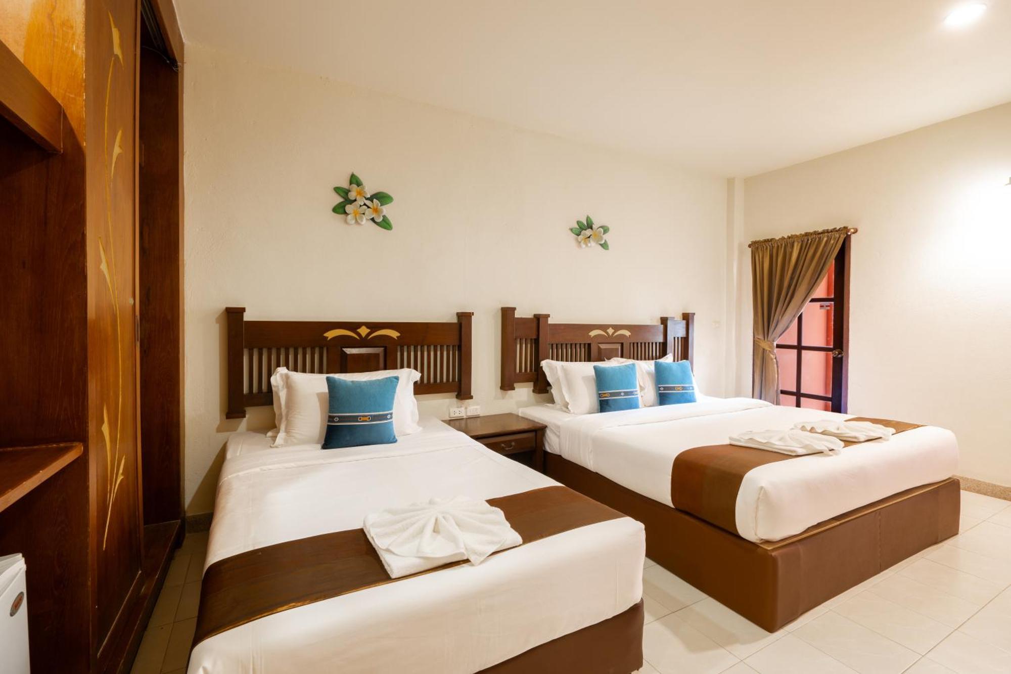 Phuket Leelavadee Hua Ting Resort Patong Kültér fotó