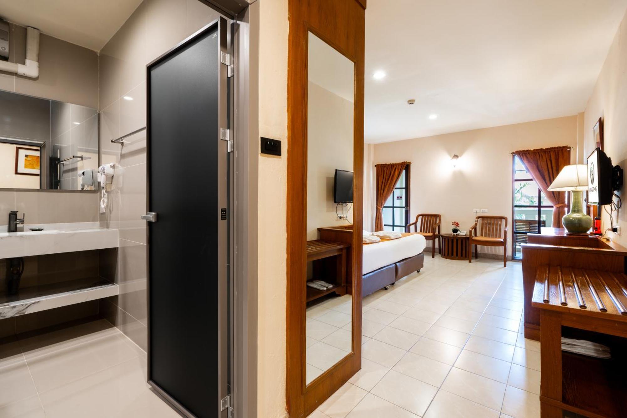 Phuket Leelavadee Hua Ting Resort Patong Kültér fotó