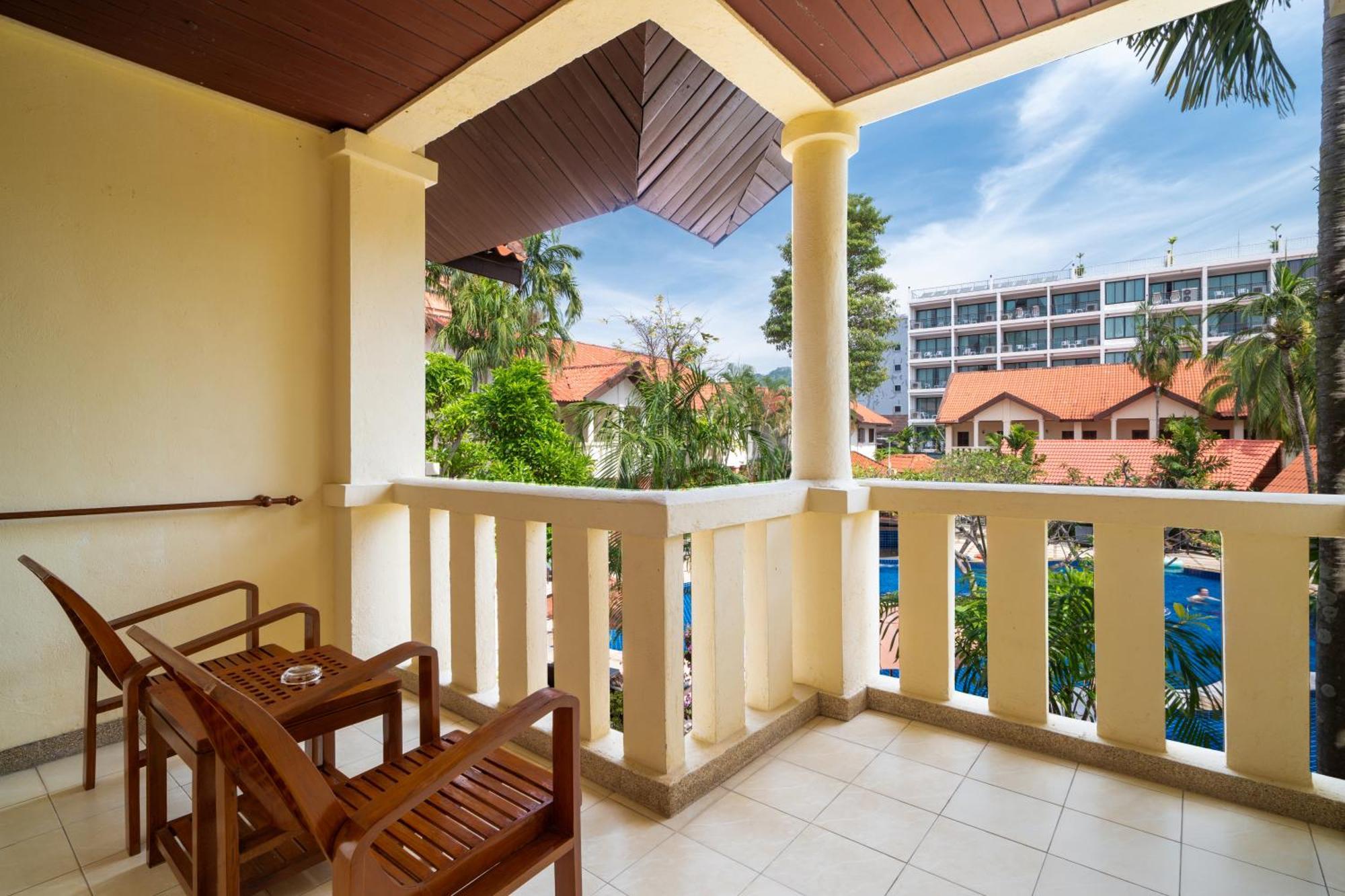 Phuket Leelavadee Hua Ting Resort Patong Kültér fotó