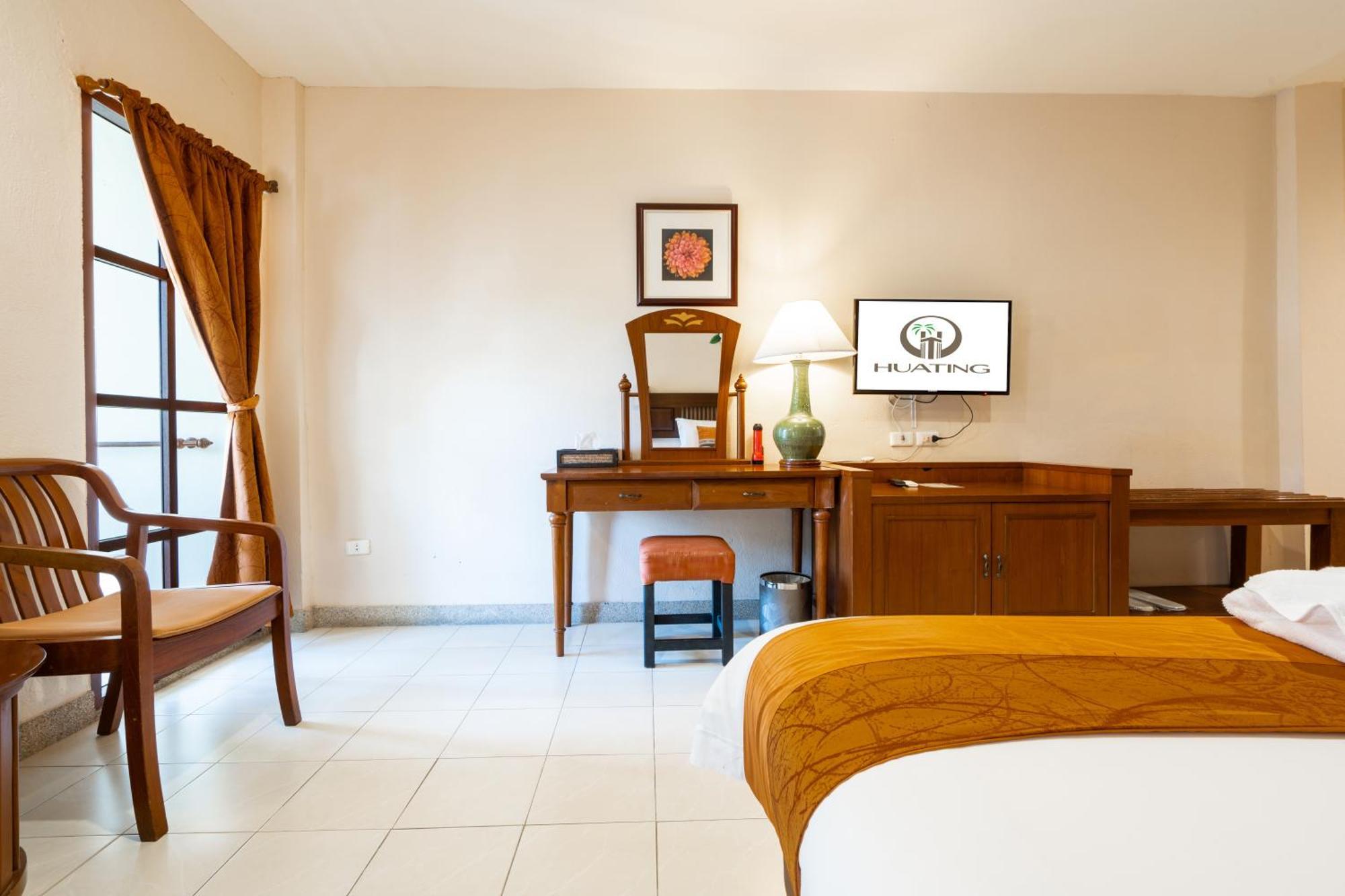 Phuket Leelavadee Hua Ting Resort Patong Kültér fotó