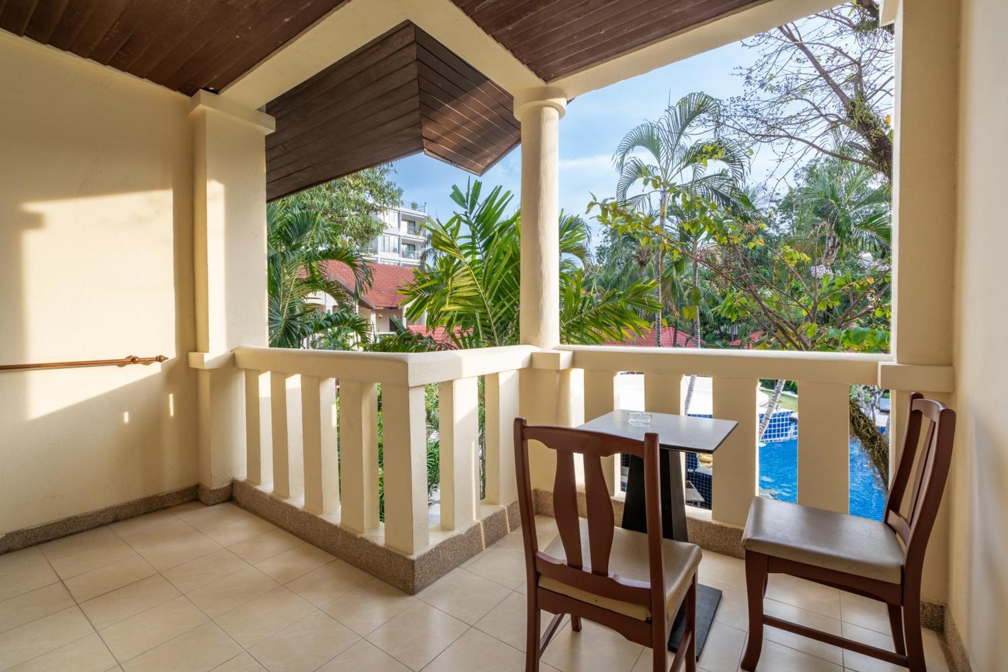 Phuket Leelavadee Hua Ting Resort Patong Kültér fotó