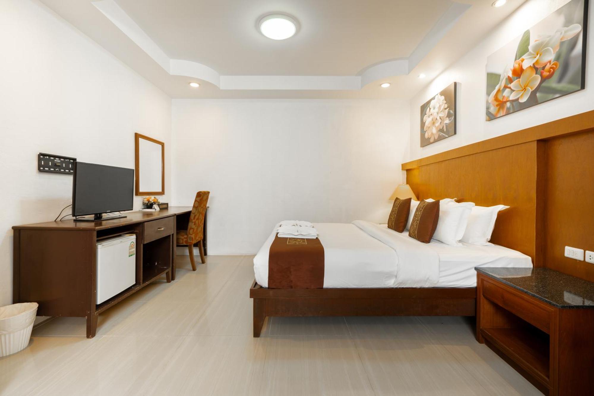 Phuket Leelavadee Hua Ting Resort Patong Kültér fotó