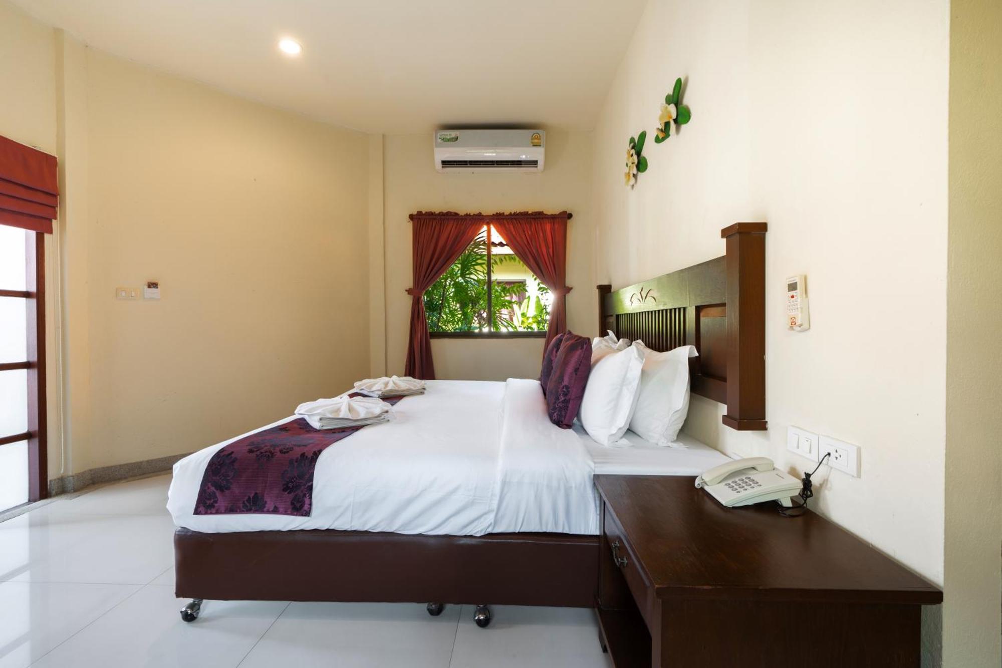 Phuket Leelavadee Hua Ting Resort Patong Kültér fotó