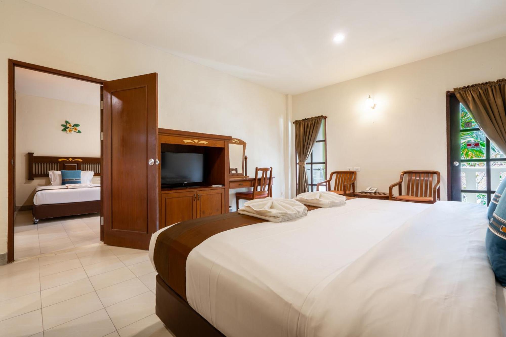 Phuket Leelavadee Hua Ting Resort Patong Kültér fotó