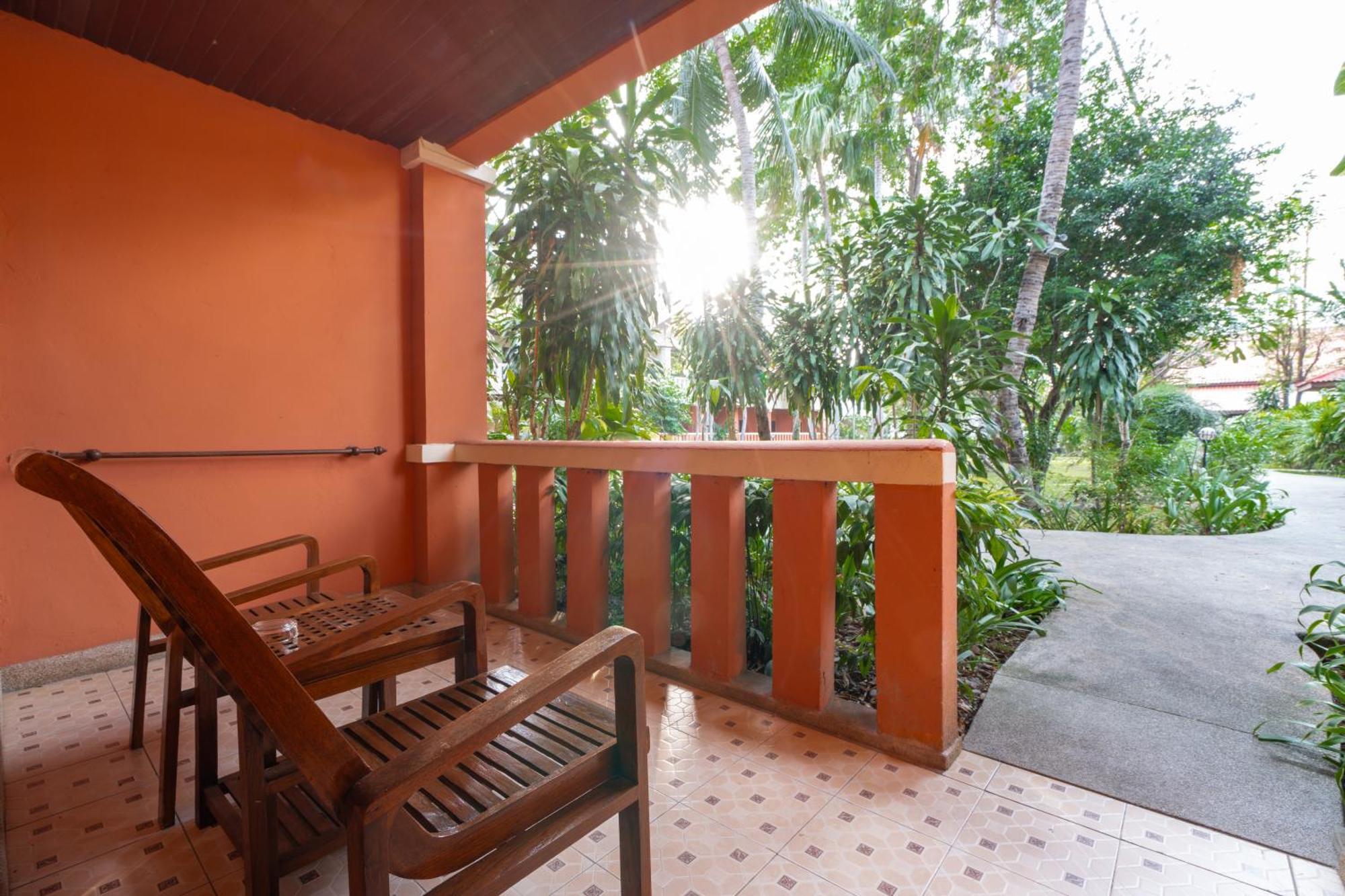 Phuket Leelavadee Hua Ting Resort Patong Kültér fotó